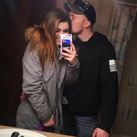 Meet your Posher, Elise - Picture 1 of 1